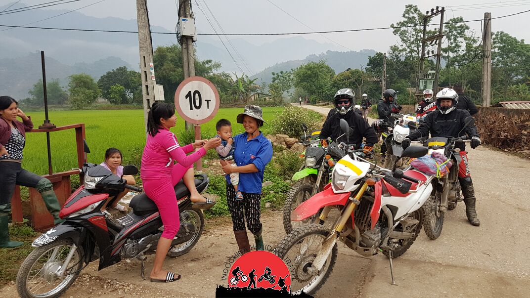 12 Days Hanoi To Ho Chi Minh City by Motorbike Tour